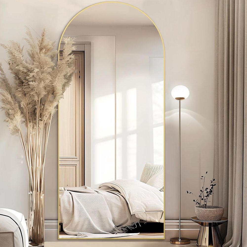 Gebogen spiegel over de volle  - Arch Mirror Leaning recensie en prijs