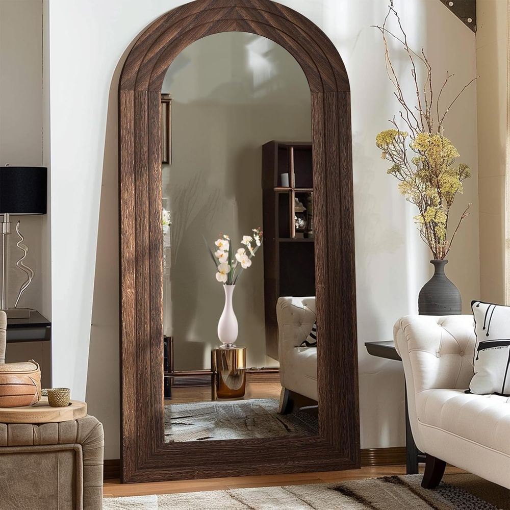 Gebogen spiegel op volle lengt - Arch Mirror Leaning recensie en prijs
