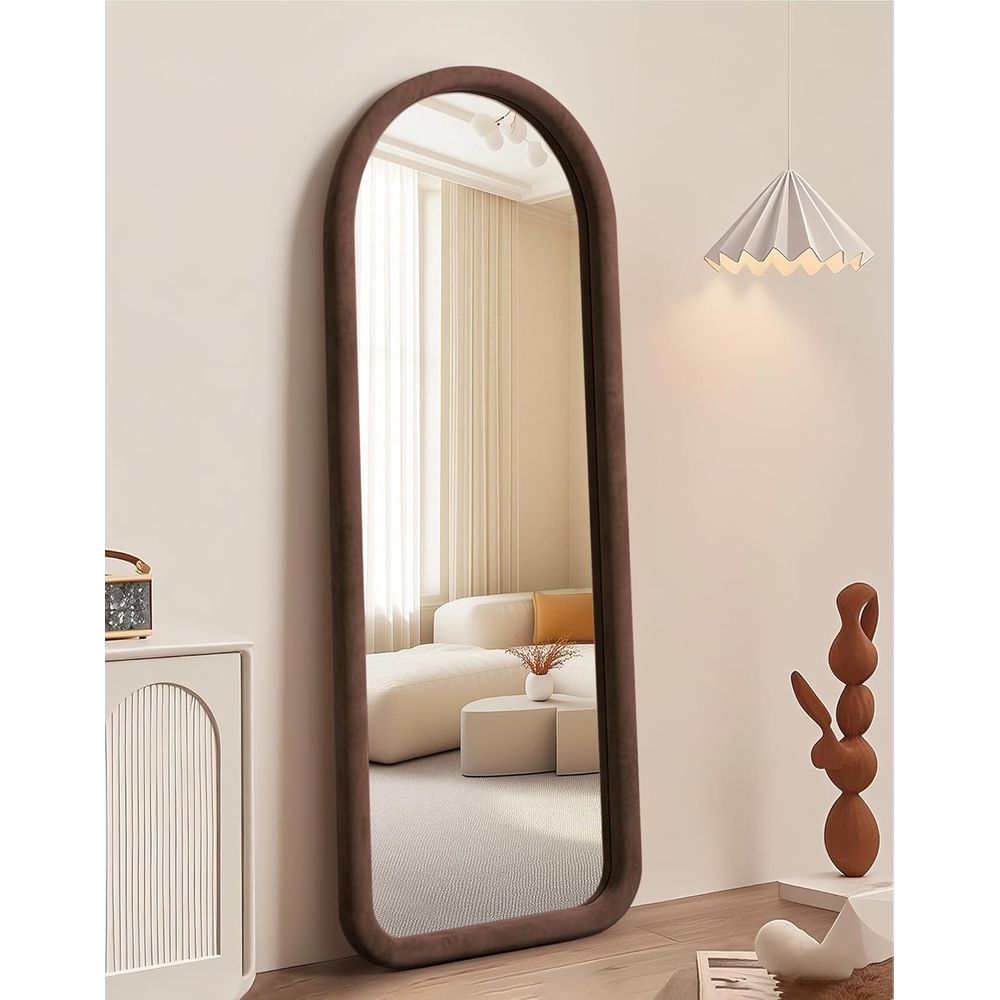 Gebogen spiegel op volle lengt - Arch Mirror Leaning recensie en prijs
