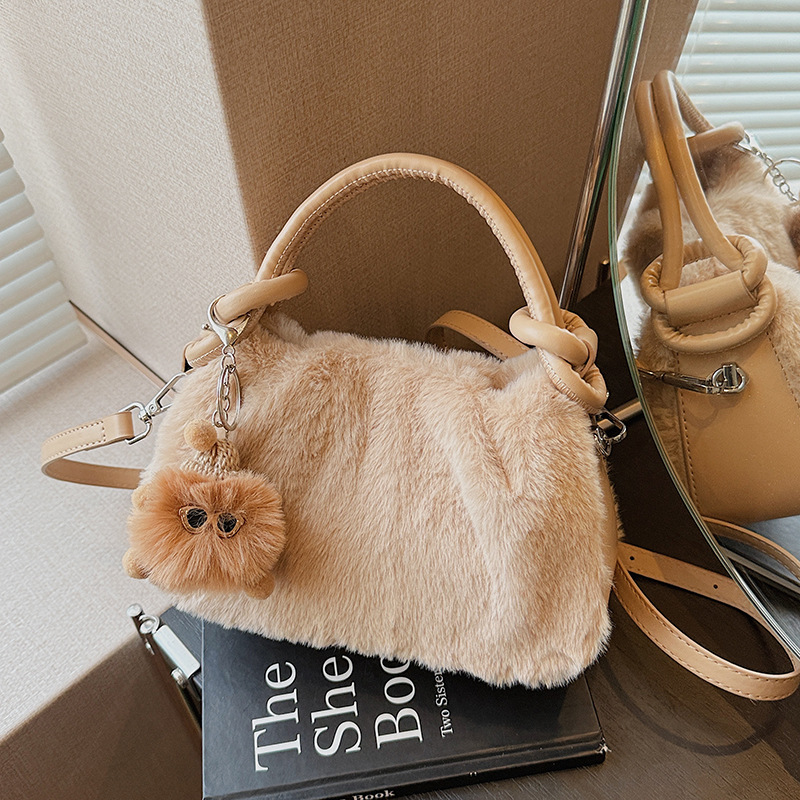 Herfst Winter Eenvoudige Vrouw - Interior Design News recensie en prijs